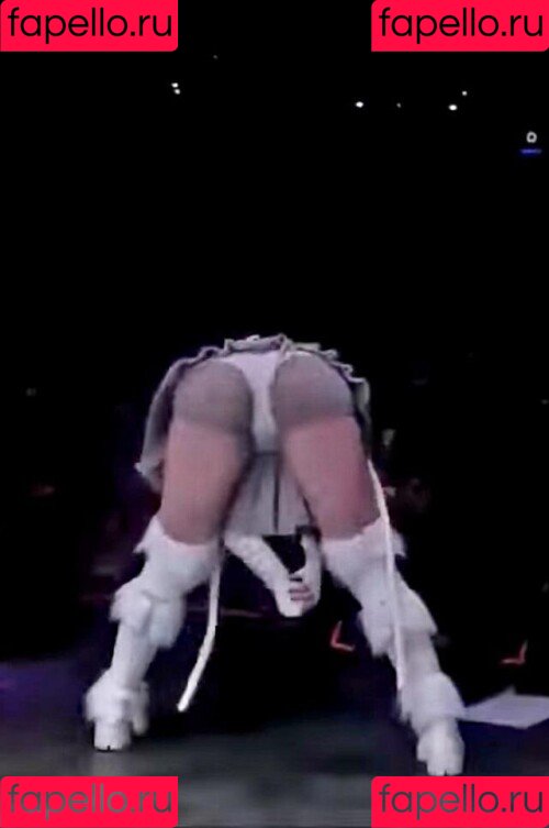 Ashnikko Onlyfans Photo Gallery 