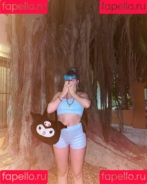 Ashnikko Onlyfans Photo Gallery 