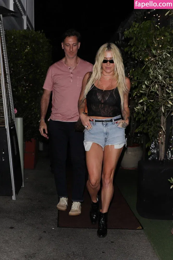 Aella_Girl Onlyfans Photo Gallery 