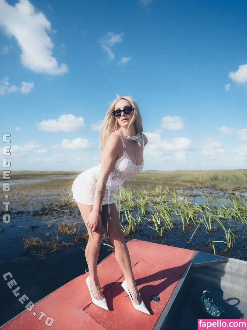 Aella_Girl Onlyfans Photo Gallery 