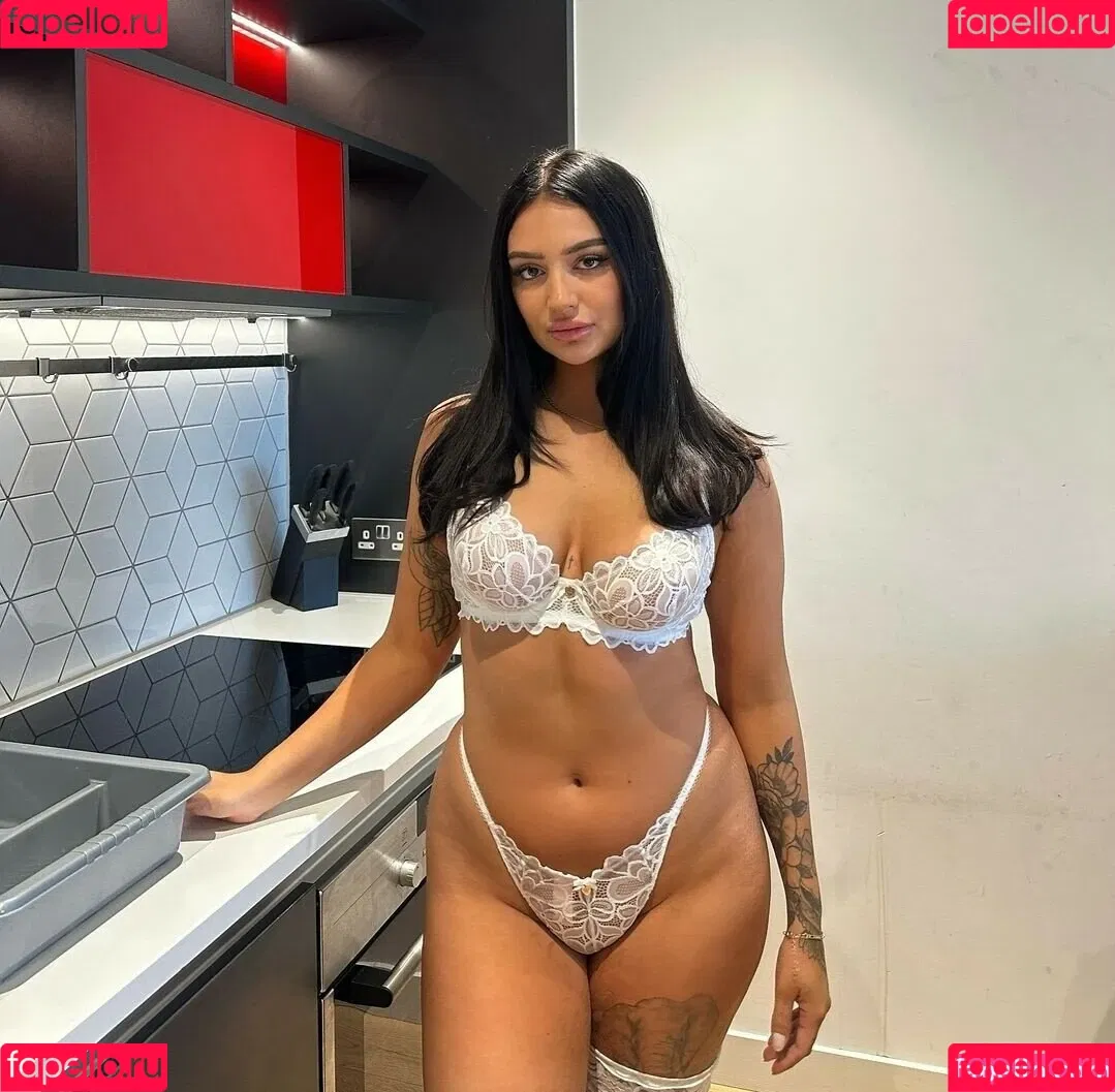 Riley Ray Onlyfans Photo Gallery 