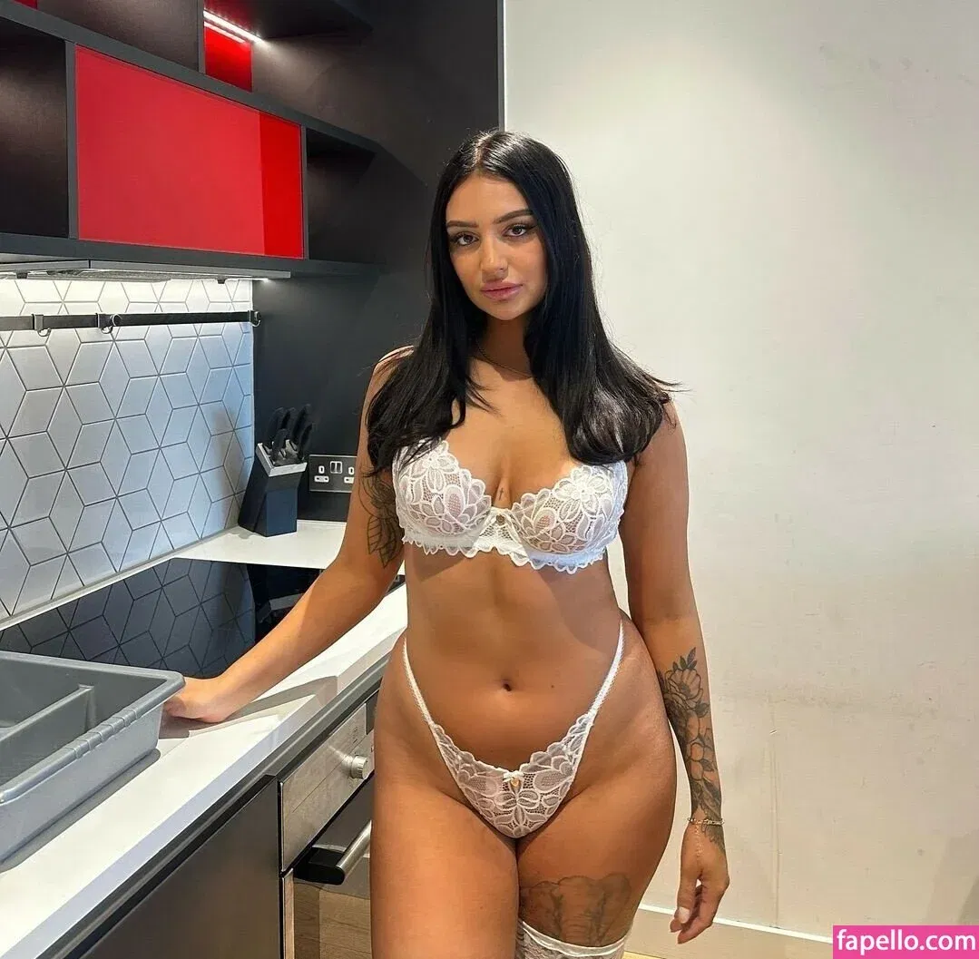 Riley Ray Onlyfans Photo Gallery 