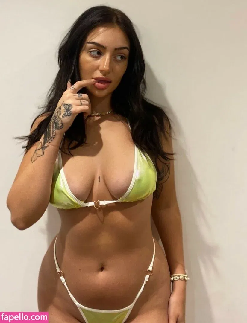 Riley Ray Onlyfans Photo Gallery 