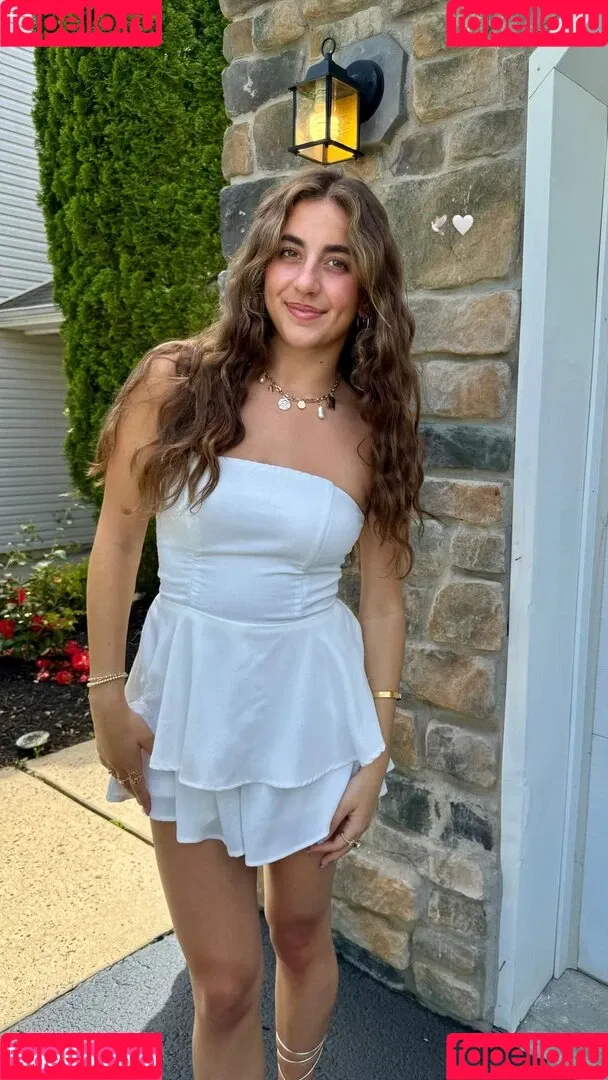 Gianina Paolantonio Onlyfans Photo Gallery 