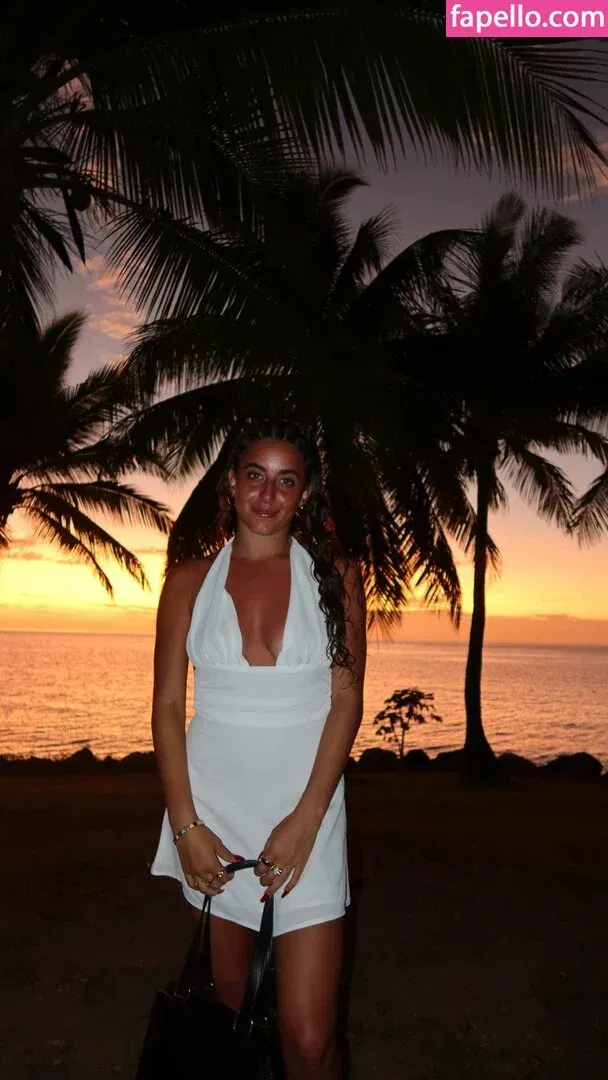 Gianina Paolantonio Onlyfans Photo Gallery 