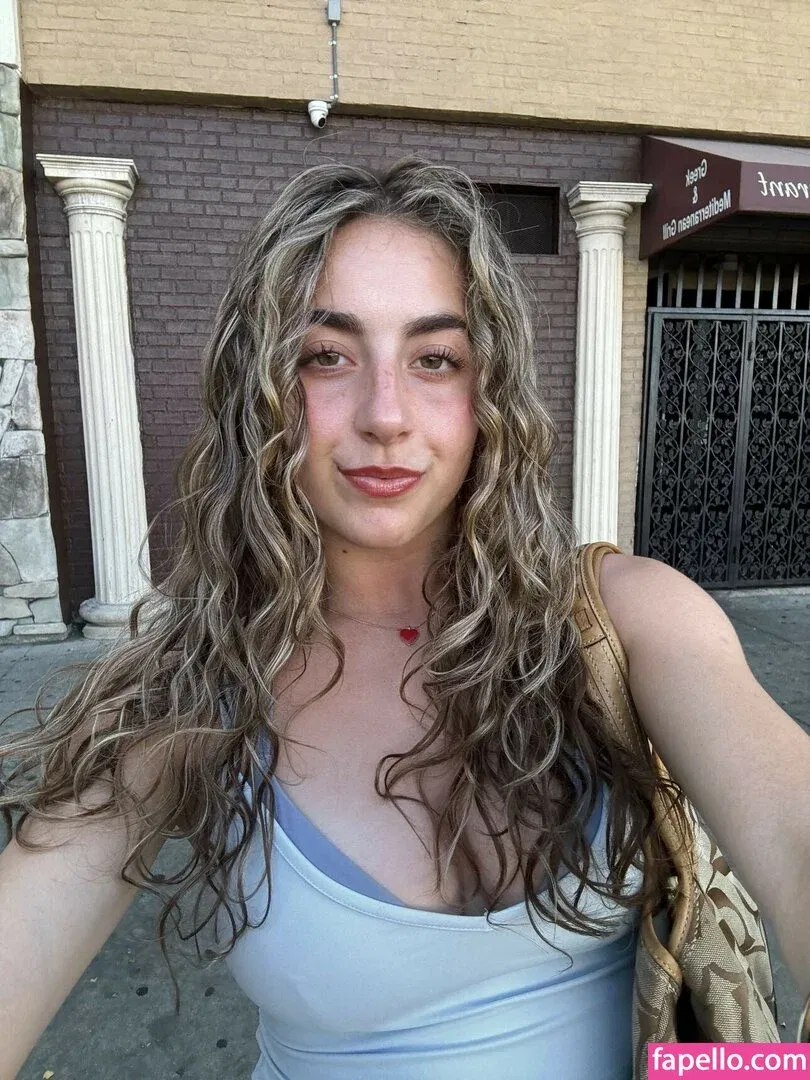 Gianina Paolantonio Onlyfans Photo Gallery 