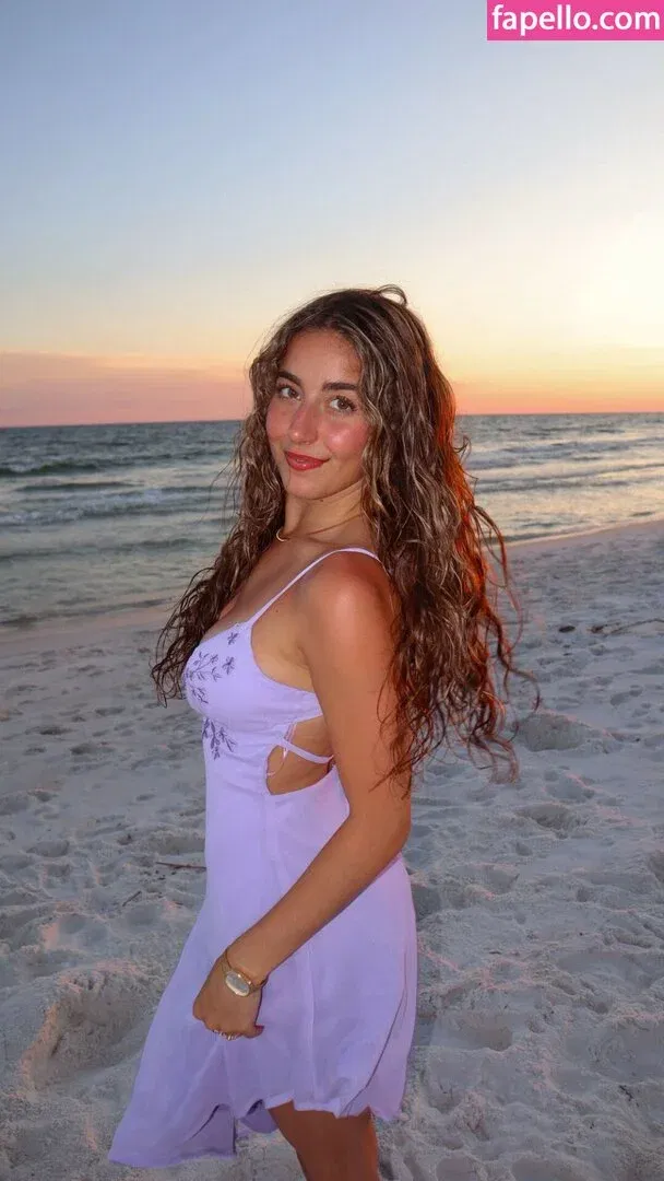 Gianina Paolantonio Onlyfans Photo Gallery 