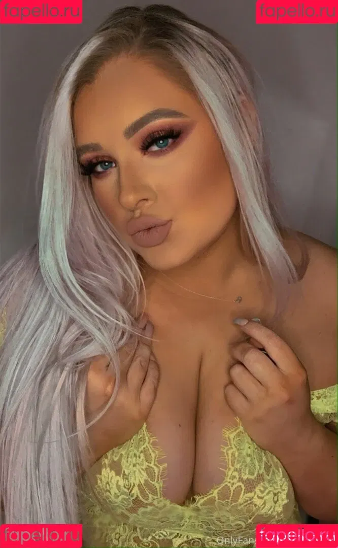 RachRyan Onlyfans Photo Gallery 