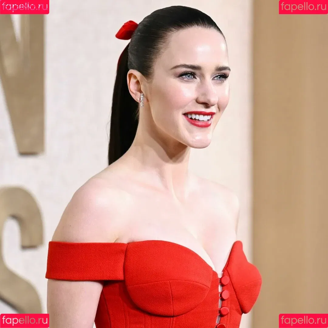 Rachel Brosnahan (Marvelous Mrs. Maisel) Onlyfans Photo Gallery 