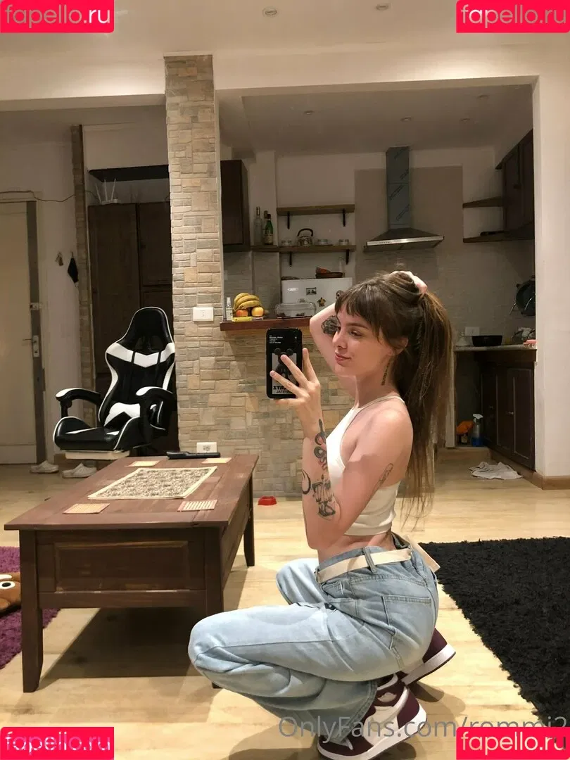 rommi2 Onlyfans Photo Gallery 