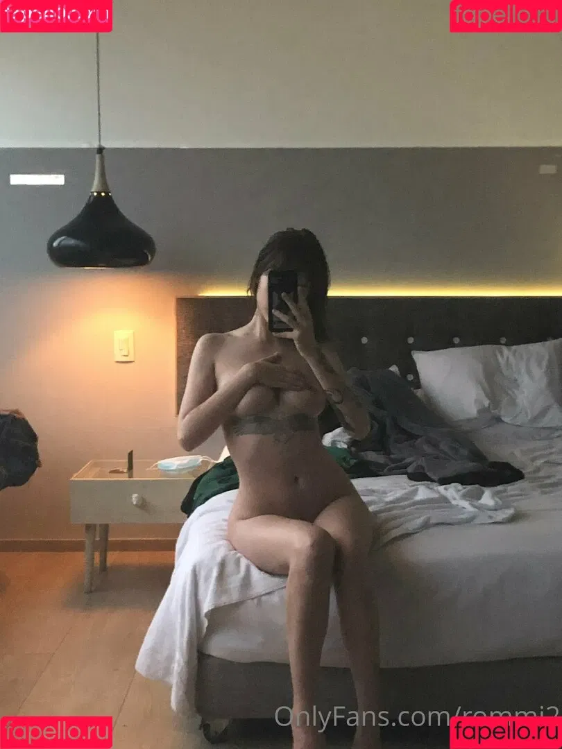 rommi2 Onlyfans Photo Gallery 