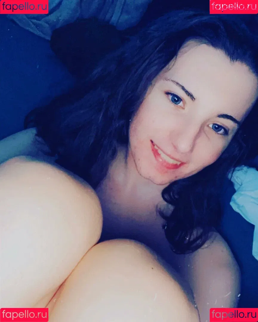 RealRS Onlyfans Photo Gallery 
