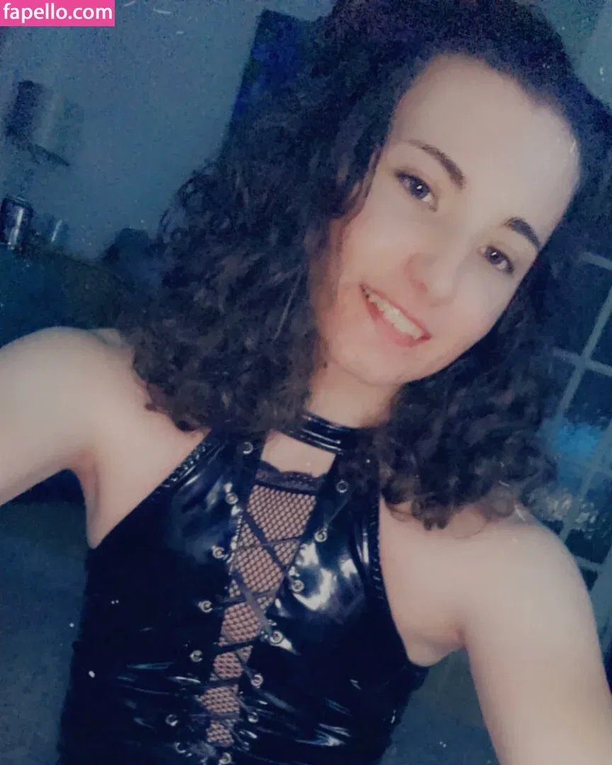 RealRS Onlyfans Photo Gallery 