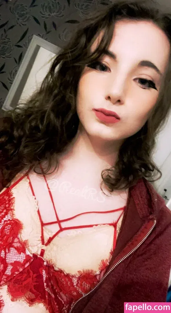 RealRS Onlyfans Photo Gallery 