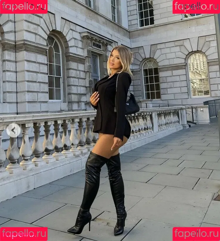 Eve Gale Onlyfans Photo Gallery 