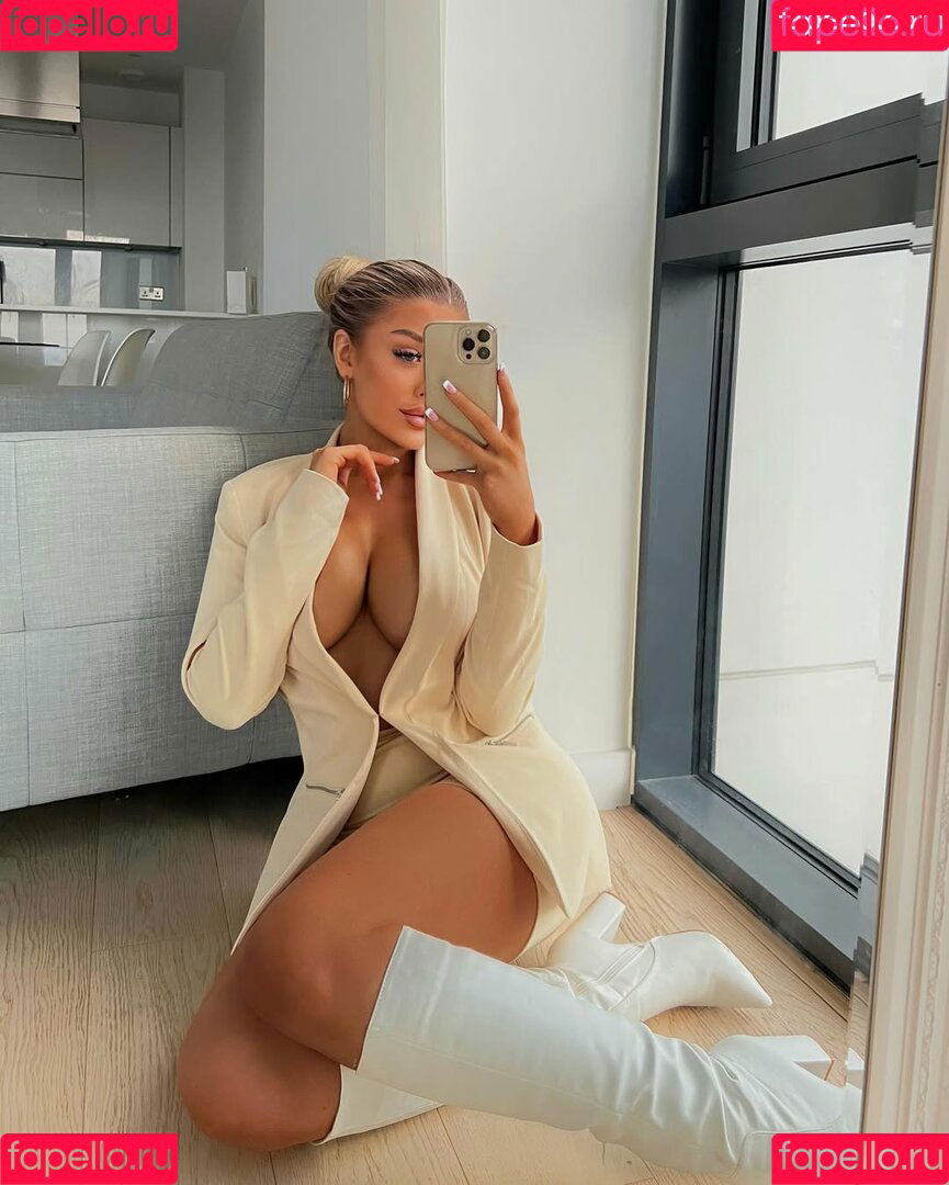 Eve Gale Onlyfans Photo Gallery 