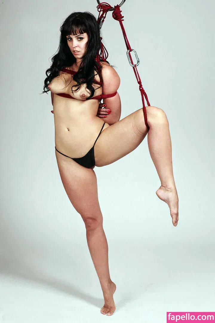 Ginger Lee Valentine Onlyfans Photo Gallery 