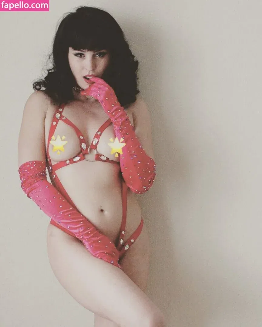 Ginger Lee Valentine Onlyfans Photo Gallery 