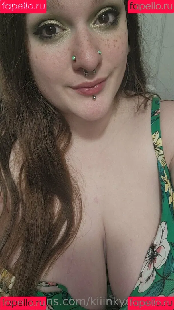 kiiinkygoddess Onlyfans Photo Gallery 