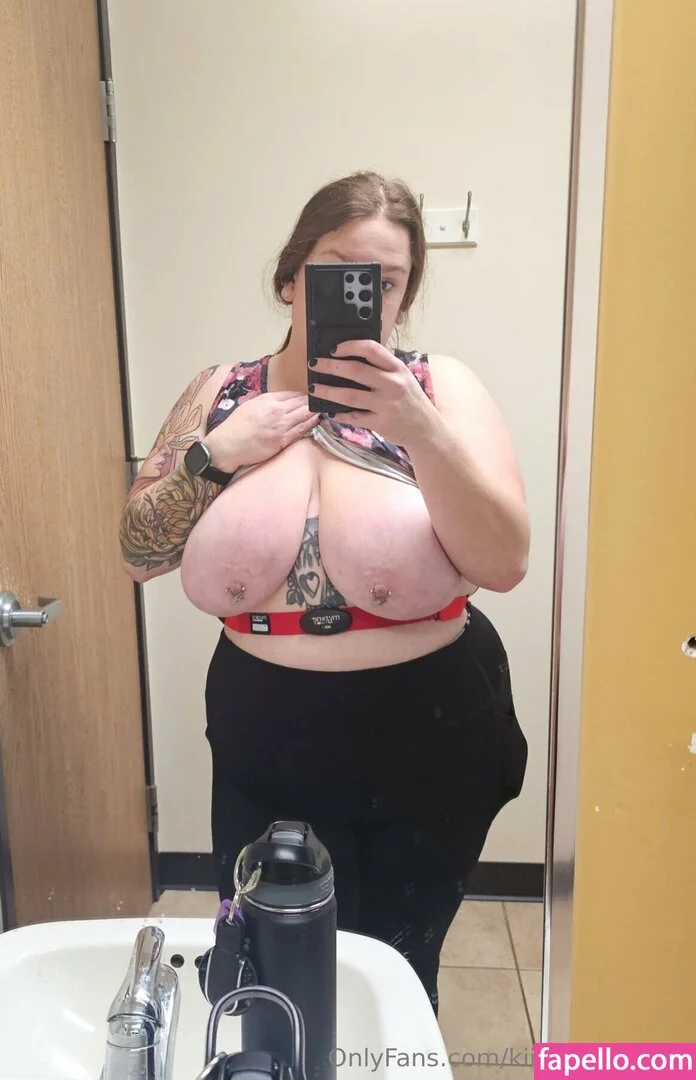 kiiinkygoddess Onlyfans Photo Gallery 