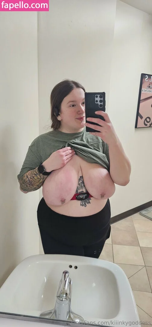 kiiinkygoddess Onlyfans Photo Gallery 