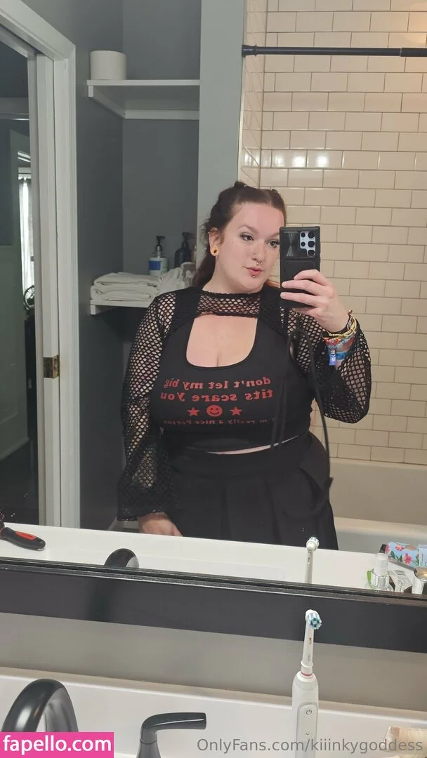 kiiinkygoddess Onlyfans Photo Gallery 