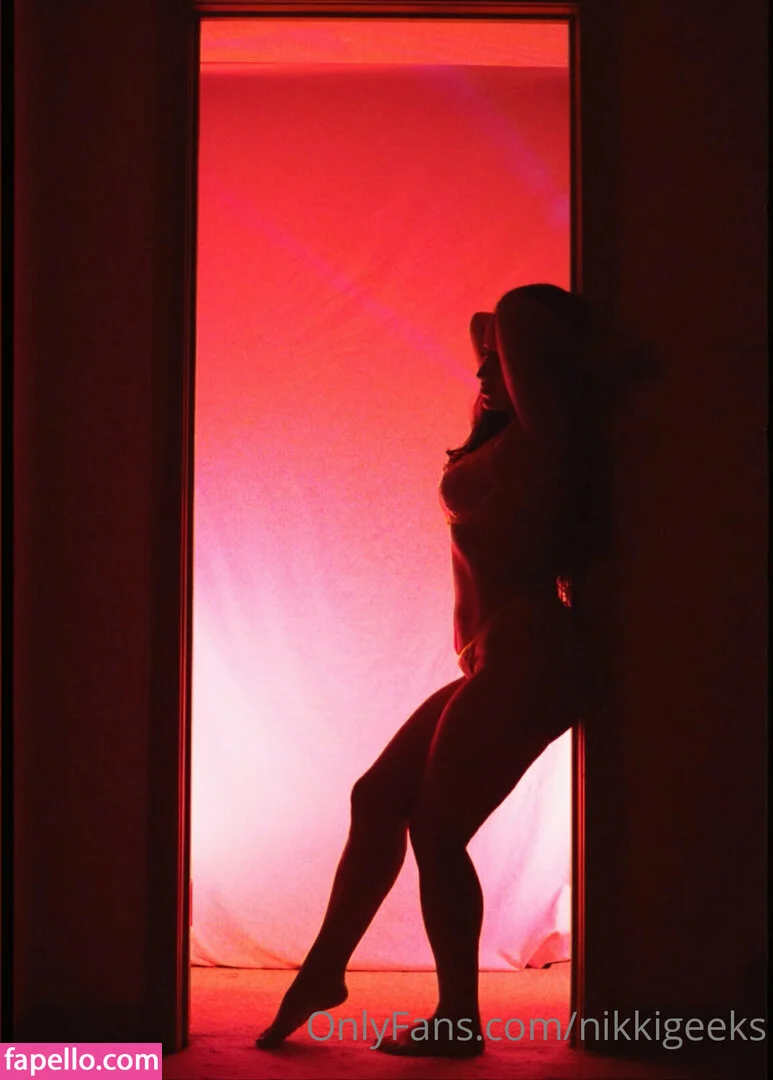 NikkiGeeks Onlyfans Photo Gallery 