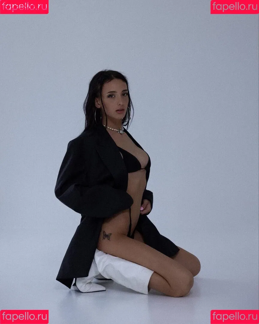 Jana Lea Onlyfans Photo Gallery 