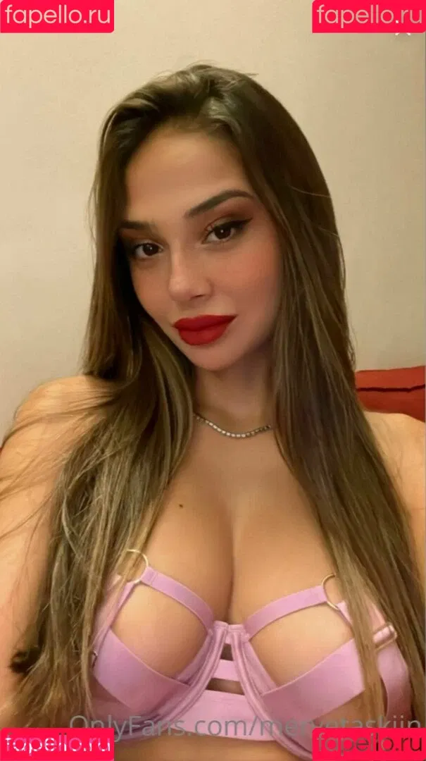 Merve Takn Onlyfans Photo Gallery 
