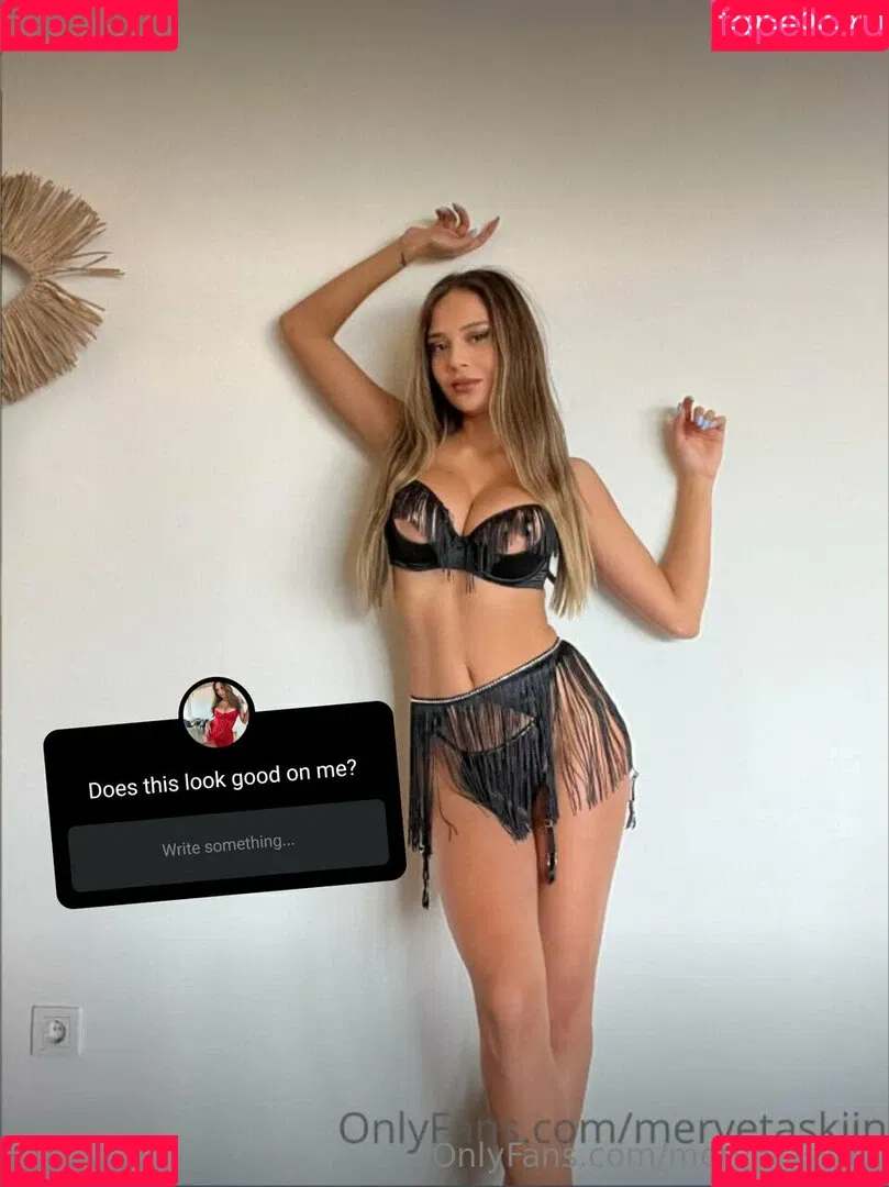 Merve Takn Onlyfans Photo Gallery 