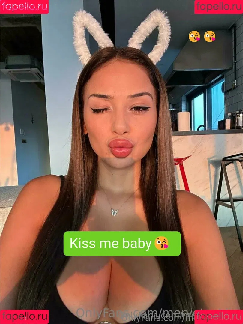 Merve Takn Onlyfans Photo Gallery 