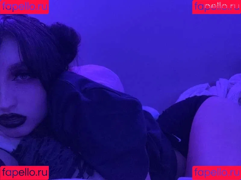 beebee Onlyfans Photo Gallery 