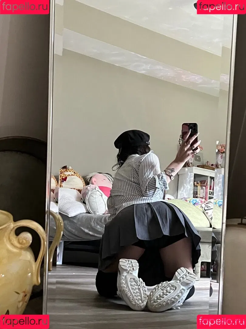 beebee Onlyfans Photo Gallery 