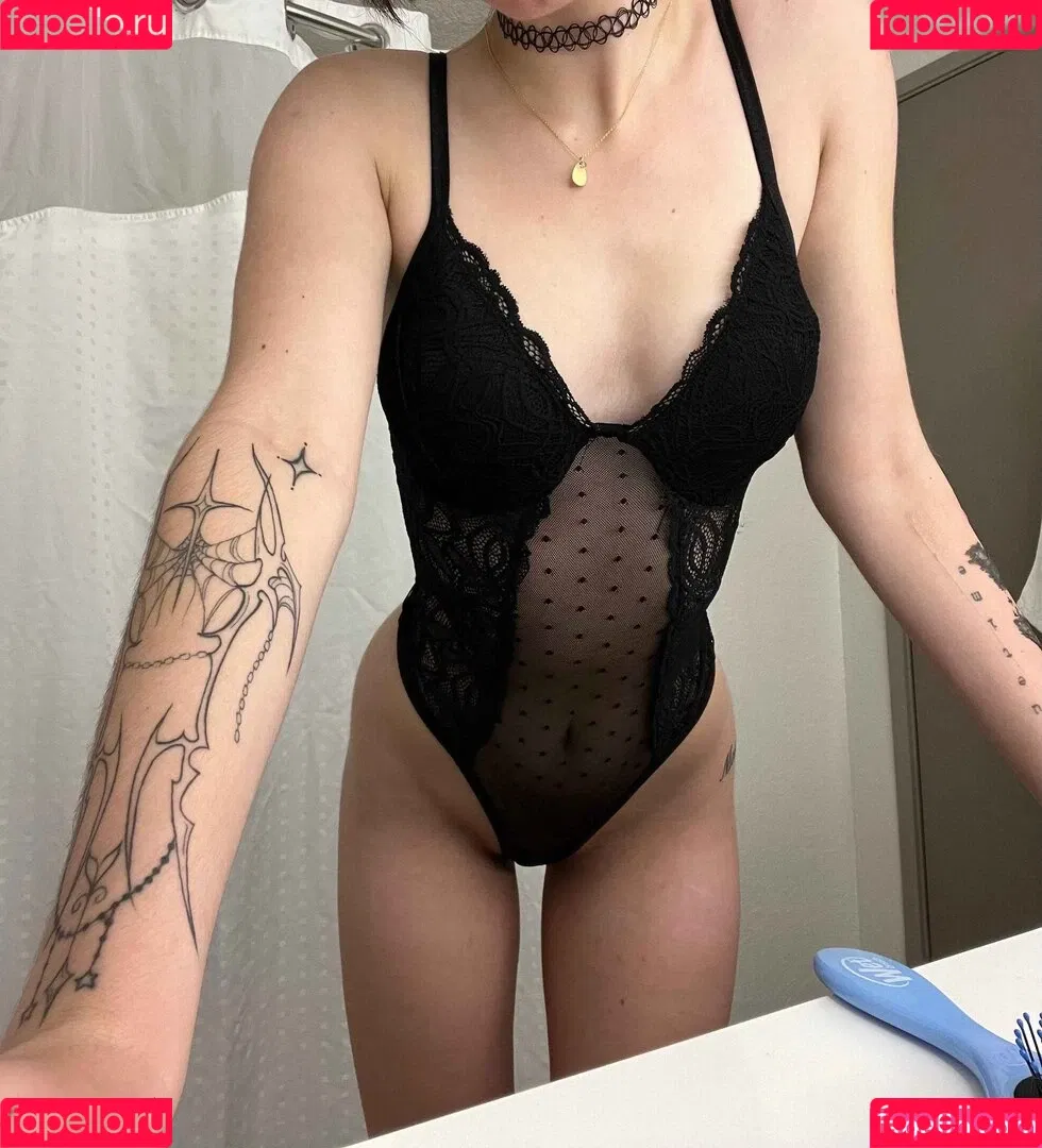 beebee Onlyfans Photo Gallery 