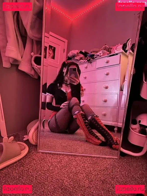 beebee Onlyfans Photo Gallery 