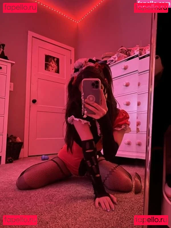 beebee Onlyfans Photo Gallery 