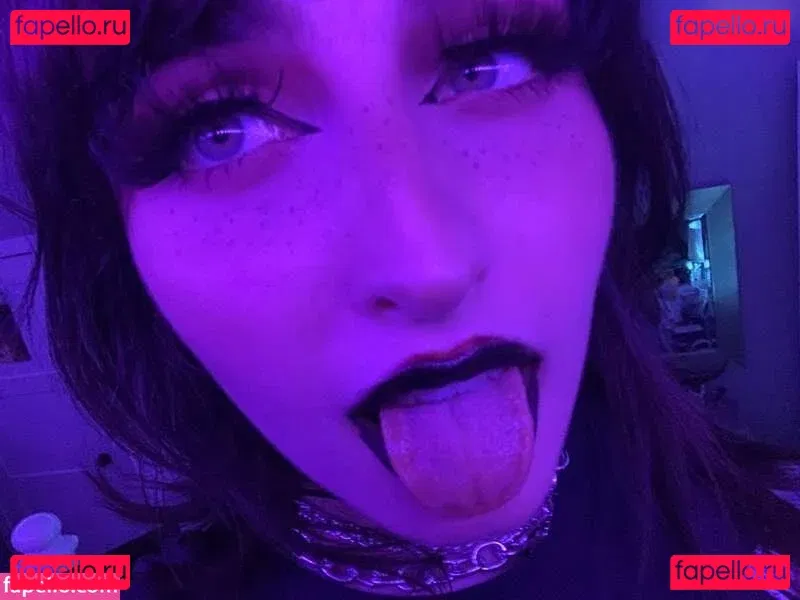 beebee Onlyfans Photo Gallery 