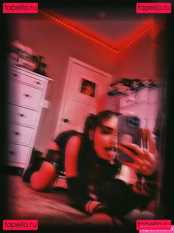 beebee Onlyfans Photo Gallery 