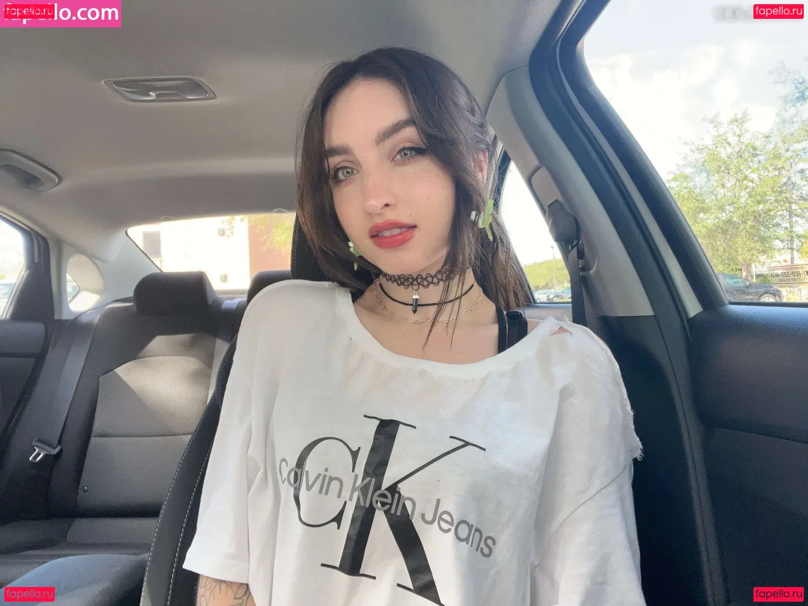 beebee Onlyfans Photo Gallery 