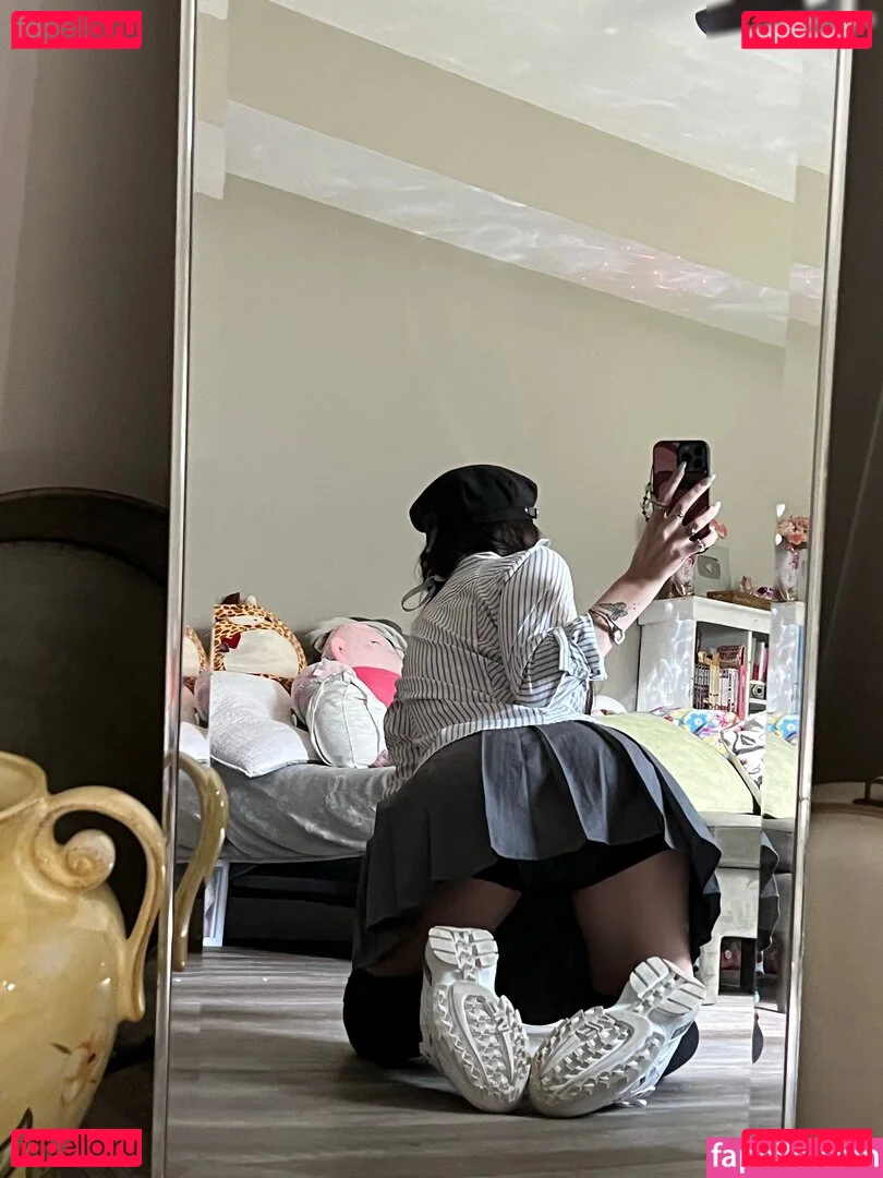 beebee Onlyfans Photo Gallery 