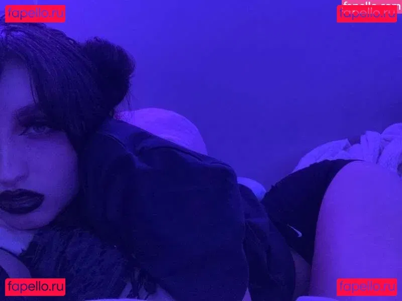 beebee Onlyfans Photo Gallery 