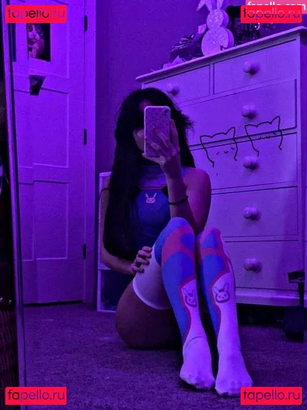 beebee Onlyfans Photo Gallery 