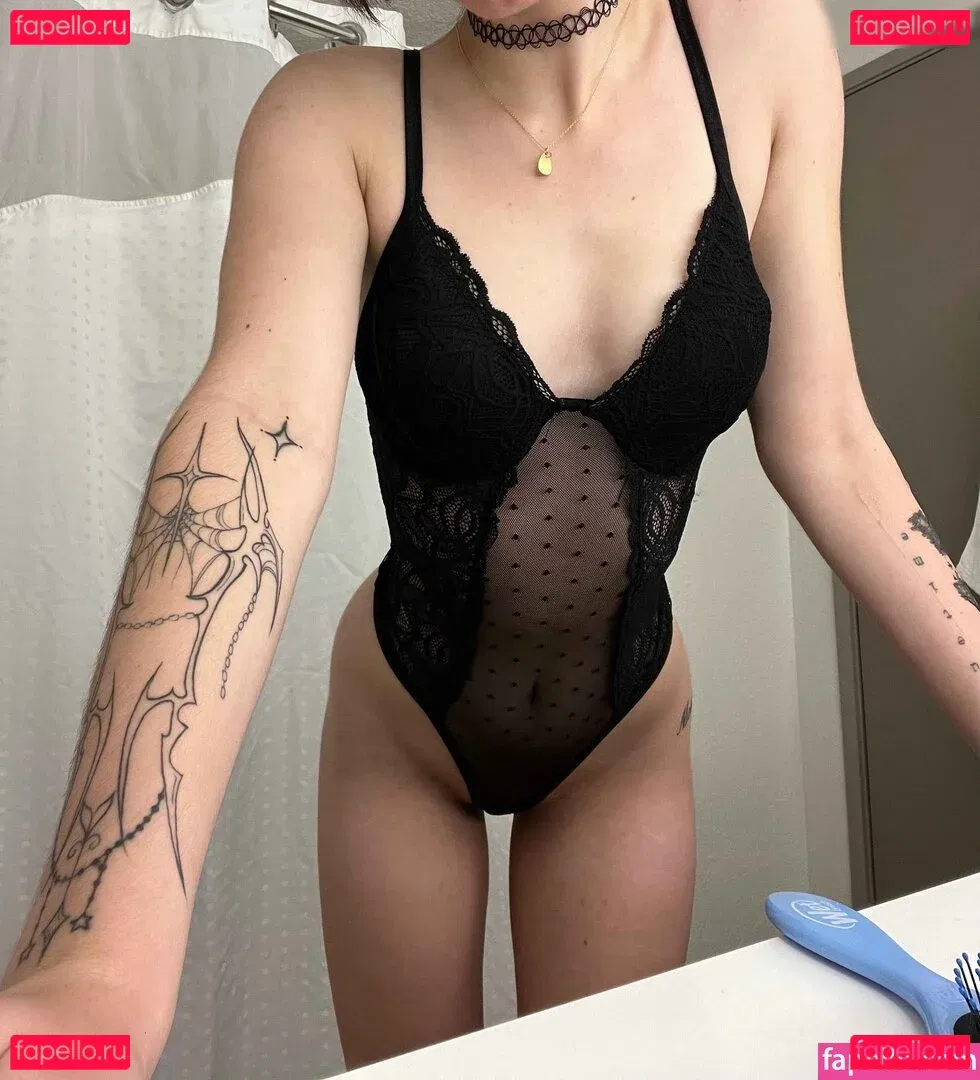 beebee Onlyfans Photo Gallery 