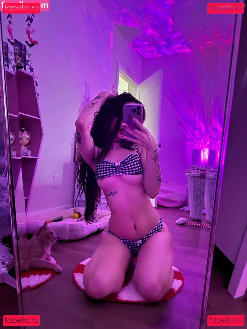 beebee Onlyfans Photo Gallery 