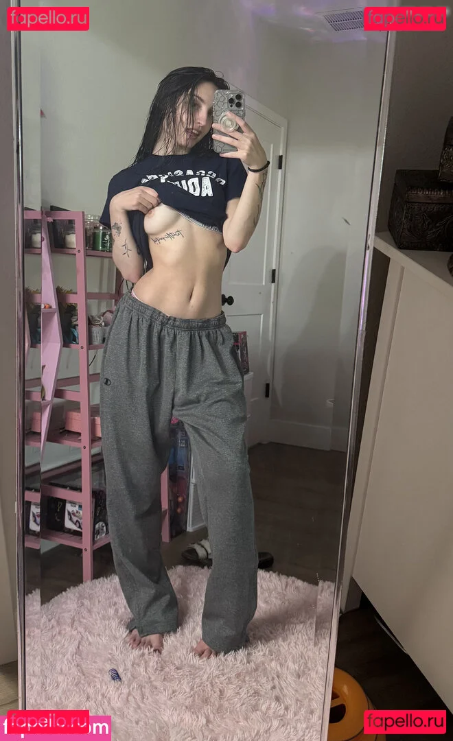 beebee Onlyfans Photo Gallery 