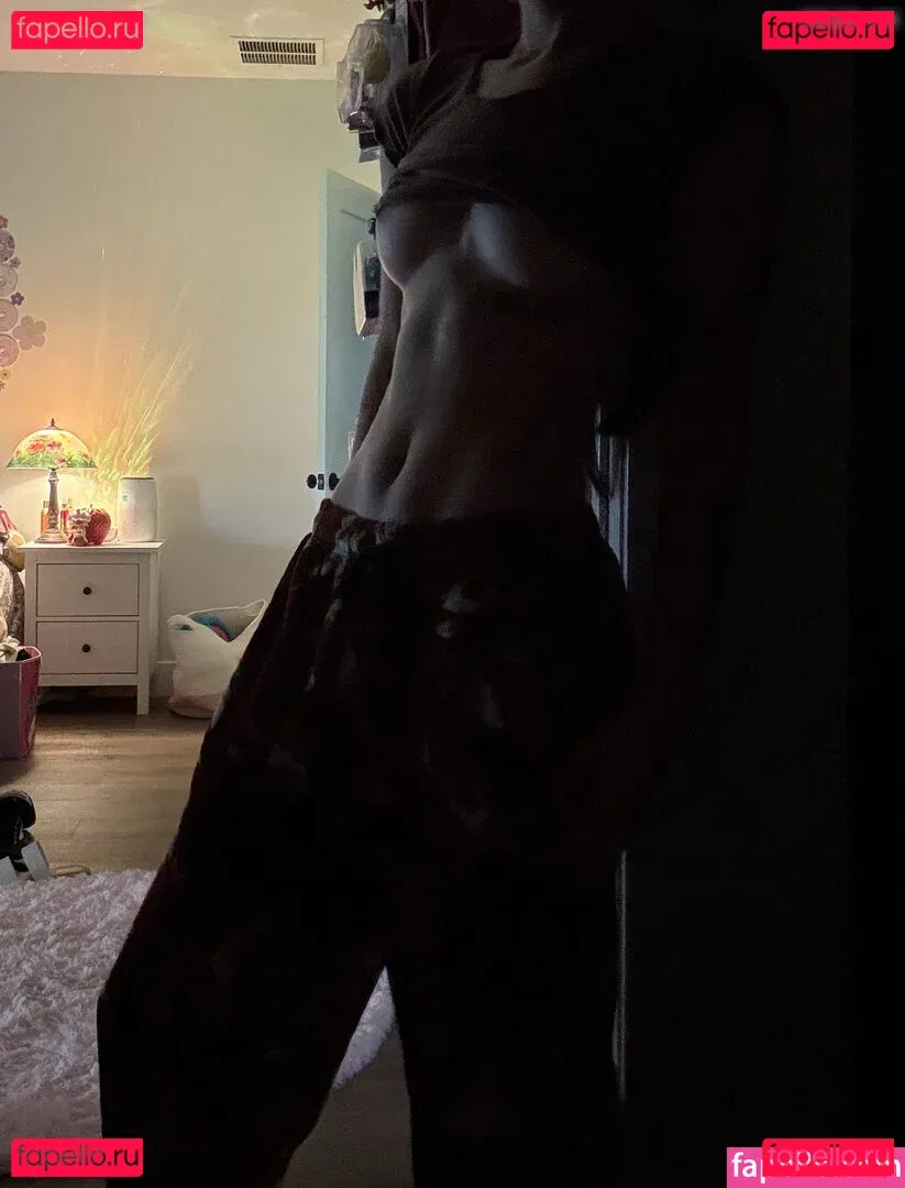 beebee Onlyfans Photo Gallery 