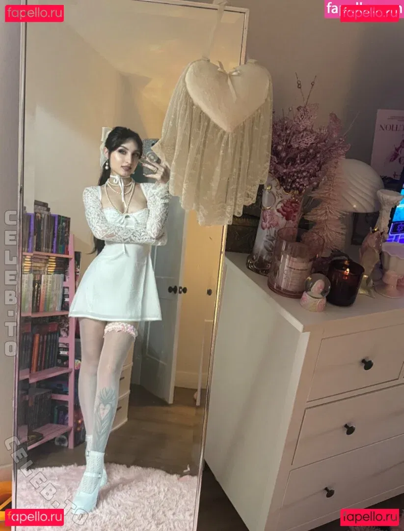 beebee Onlyfans Photo Gallery 