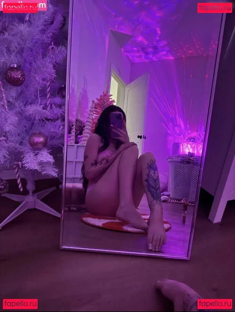 beebee Onlyfans Photo Gallery 