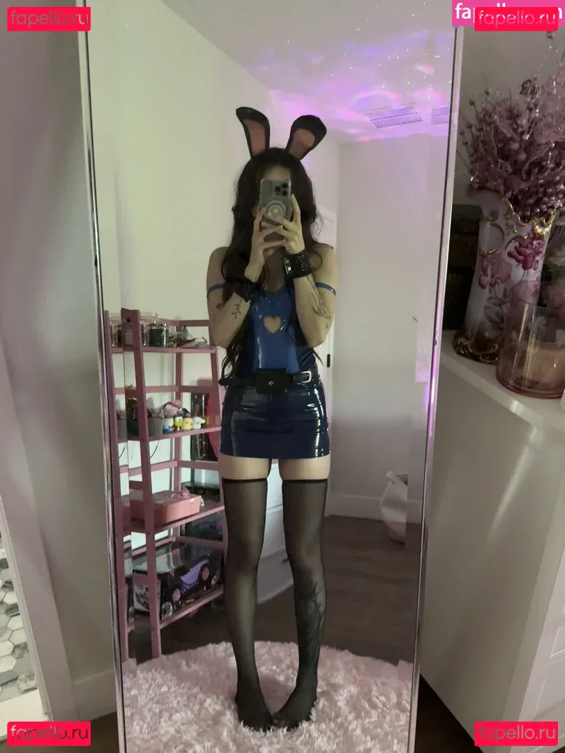 beebee Onlyfans Photo Gallery 