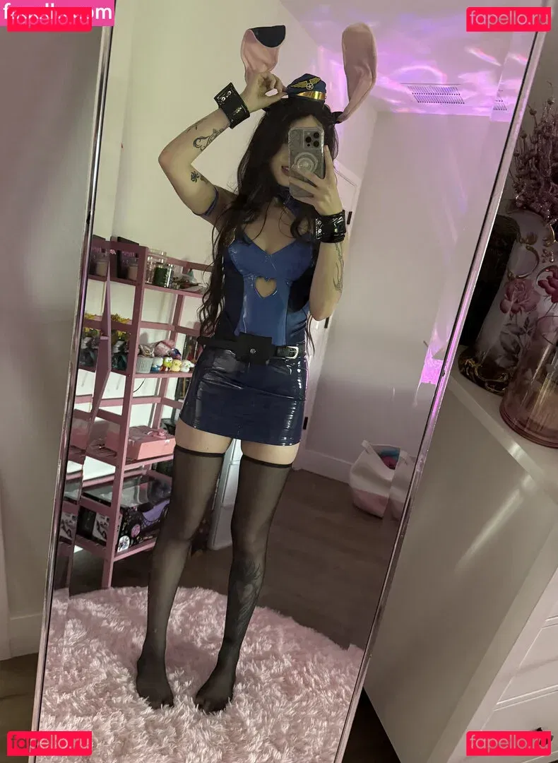 beebee Onlyfans Photo Gallery 